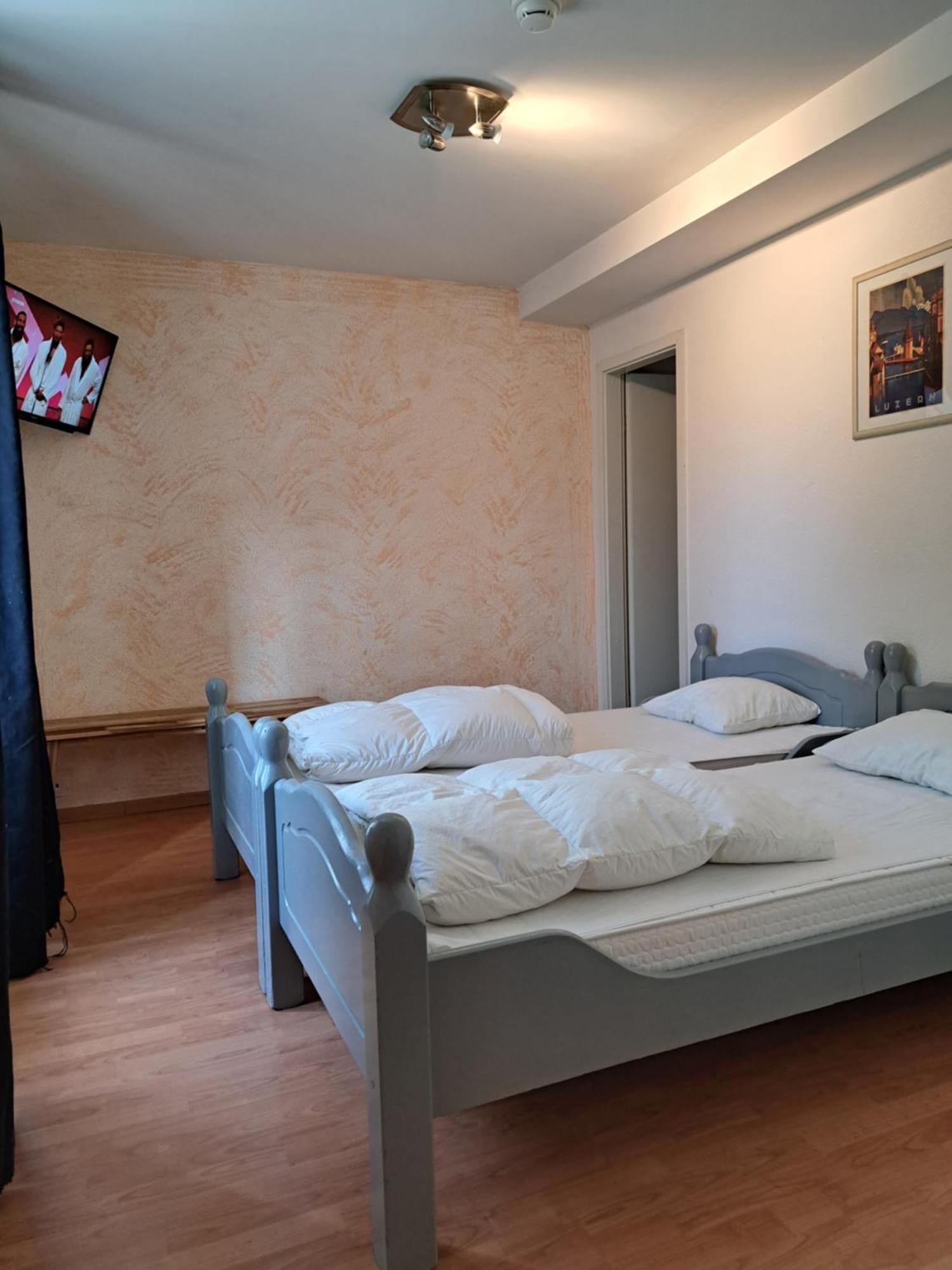 Bellpark Hostel Krienz Eksteriør billede